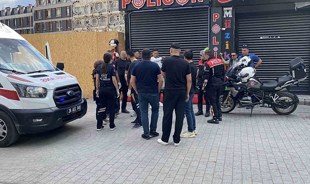 "Askeriz" diyen şahıslar hesap ödemeyince kavga çıktı: 5 yaralı
