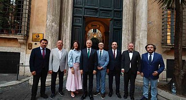 "Doğu ile Batının Buluştuğu Köprü: Mistisizm" sempozyumu Roma'da gerçekleştirildi