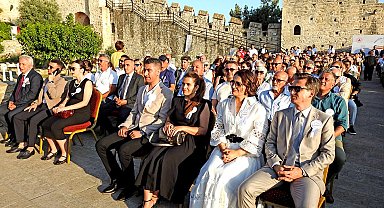 "Hayatın Anlamı Kitap" sezon finalini yaptı