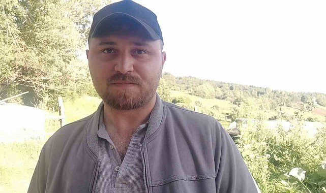 "Keneler, köpekler gibi koku alıp üzerimize geliyor" dedi, o anları kayıt altına aldı