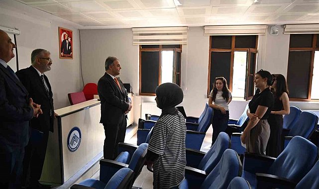 Rektör Karataş MYO'larda incelemelerde bulundu