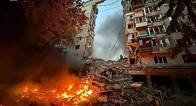 Rus ordusundan Ukrayna'nın başkenti Kiev'e saldırı: 14 ölü, 60 yaralı