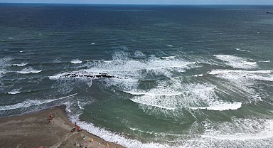 Sakarya'nın iki ilçesinde denize girmek yasaklandı