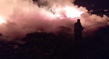 Samandağ'da çöplük yangını