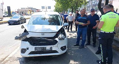 Samsun'da 4 araçlı zincirleme trafik kazası: 2 yaralı