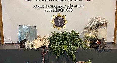 Samsun'da bayramda uyuşturucu operasyonları: 3 kilo metamfetamin ve skunk ele geçirildi