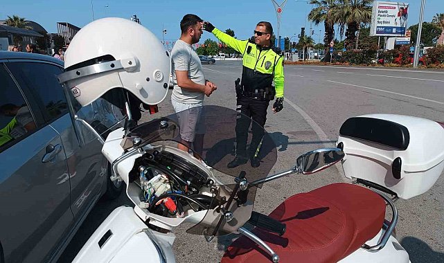 Samsun'da otomobil ile motosiklet çarpıştı