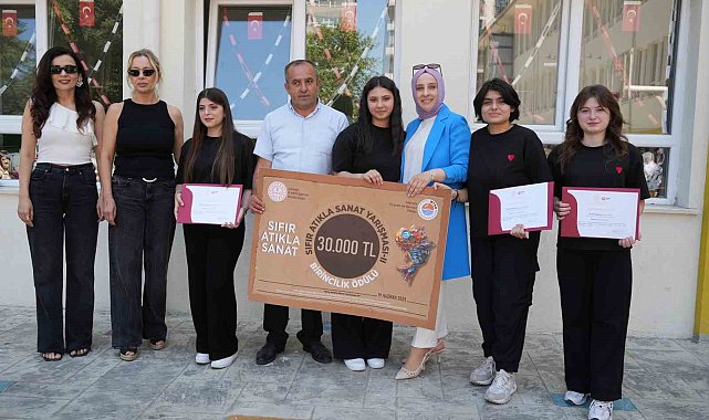 Samsunlu öğrencilerden "Sıfır Atıkla Sanat Yarışması"nda Türkiye birinciliği