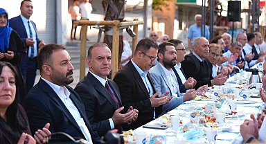 Sancaktepe'de Bayram sofrası kuruldu, gönüller bir oldu