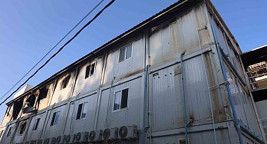 Şantiyede çıkan yangın büyümeden itfaiye ekipleri söndürüldü