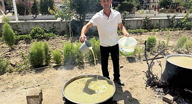 Sarıgöl'de bağlarda kesilen koruklar ekonomiye kazandırılıyor