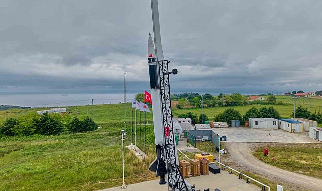 Savunma Sanayii Başkanı Görgün duyurdu: DeltaV iki kademeli hibrit roket 200+ km irtifaya ulaşarak rekor kırdı