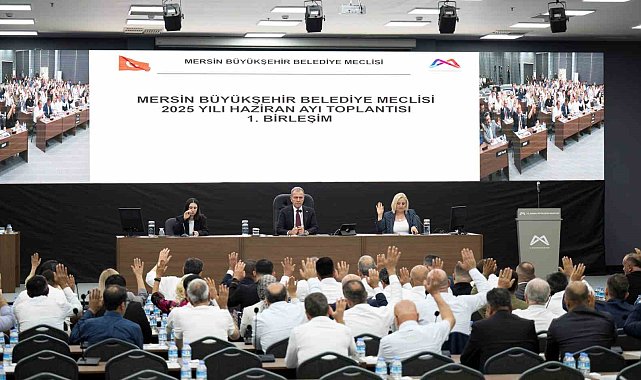 Seçer: "Mersin'de barış ve hoşgörü iklimini hep birlikte yaşatmaya devam edeceğiz"