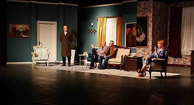 Şehir tiyatroları sezon finali yaptı