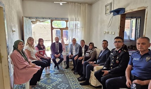 Şehit babalarına anlamlı ziyaret