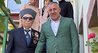 Şehit ve gazi aileleriyle bir araya geldi