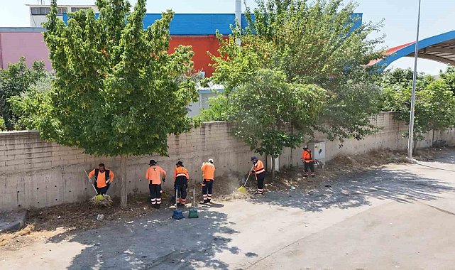 Şehitkamil'den Sanayi Mahallesi'nde detaylı temizlik