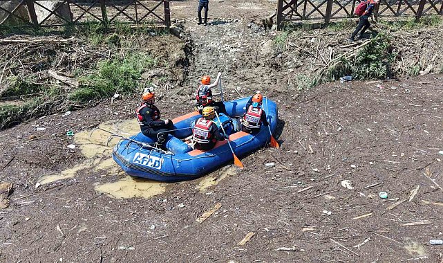 Sel sularına kapılan Hüseyin Aydın'ın arama çalışmaları 11 kilometrelik alanda sürüyor