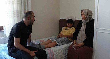 Şiddet mağduru özel çocuğa, Başkan Vekili Karadeniz'den destek ziyareti