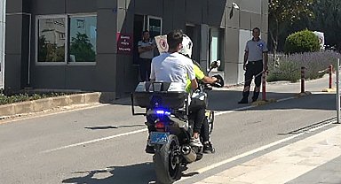 Sınava geç kalan öğrencinin imdadına polis yetişti