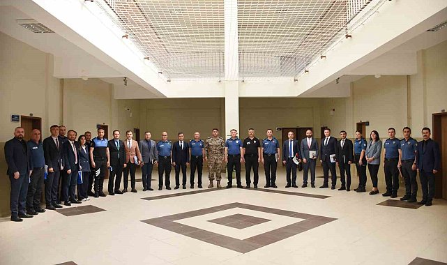 Sınır ötesinde görevlendirilen polisler uğurlandı