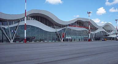 Sivas Nuri Demirağ Havalimanı'nı 5 ayda 200 bine yakın kişi kullandı