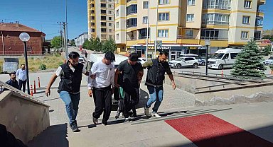 Sivas'ta 1 kilo 360 gram uyuşturucu ele geçirildi: 8 gözaltı