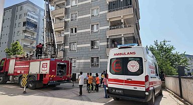 Siverek'te aparman yangını korkuttu