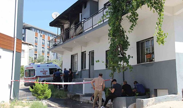 Solunum cihazına bağlı hayatı, alevler arasında sona erdi
