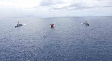 Somali Cumhurbaşkanı Mohammud'dan Oruç Reis araştırma gemisine inceleme ziyareti