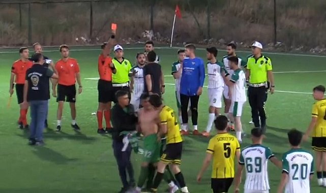 Son saniyede atılan gol sayılmayınca saha karıştı