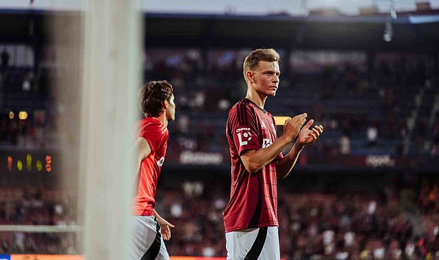 Sparta Prag, Mathias Ross'un opsiyonunu kullanmadı