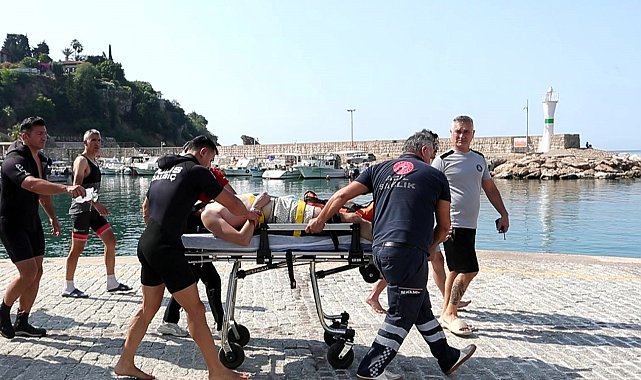 SUB yapan genç boğulma tehlikesi geçirdi, yardımına Deniz Polisi yetişti