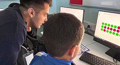 SUBÜ öğrencilerinden geleceğin yazılımcılarına kodlama eğitimi