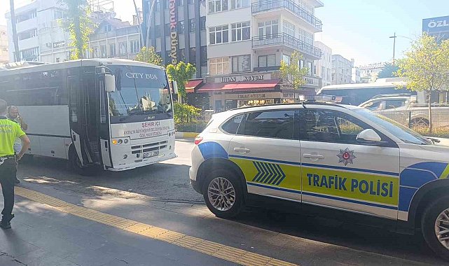 Süresi dolmuş ehliyetle minibüs kullanan sürücüye 3 bin 755 TL ceza