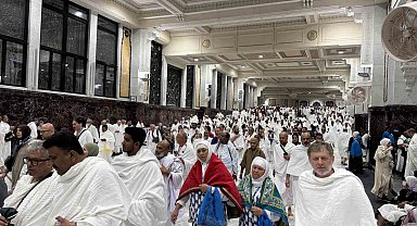 Suudi Arabistan'da hacı adaylarına bedava tıraş