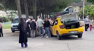 Taksinin çarptığı yaya yaralandı