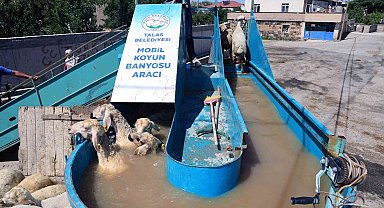 Talas Belediyesi'nden keneye karşı mobil banyoluk