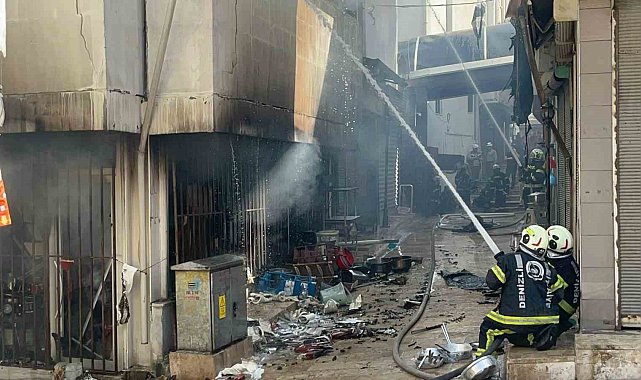Tarihi çarşıdaki yangı kontrol altına alındı