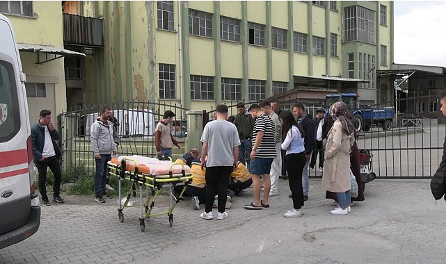 Tavşanlı'da trafik kazası, 2 kişi yaralandı