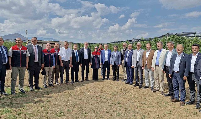 TBMM Zirai Don Komisyonu üyeleri, Karaman'da elma bahçelerini inceledi
