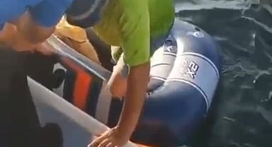 Tekirdağ açıklarında denizde sürüklenen kişi polis tarafından kurtarıldı