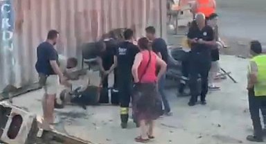 Tekirdağ'da kontrolden çıkan araç yol çalışması alanına girdi: 2 yaralı