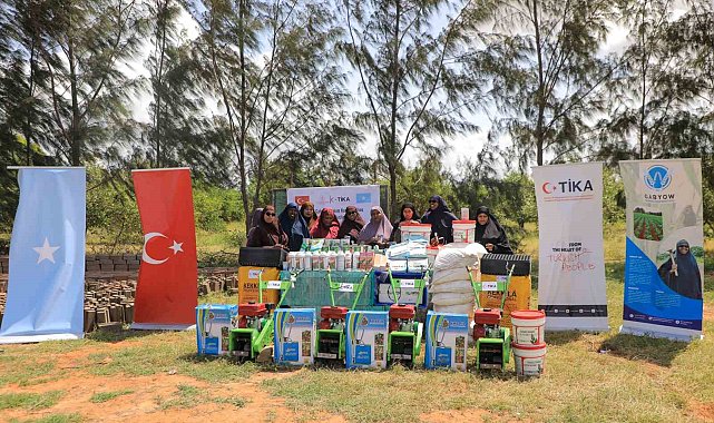 TİKA'dan Somalili kadın çiftçilere verimlilik eğitimi ve tarım ekipmanı desteği