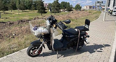 Tırın çarptığı elektrikli motosiklet sürücüsü ağır yaralandı
