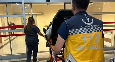 Traktörden atlayan kadın yaralandı