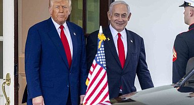 Trump, Netanyahu'nun yargılandığı yolsuzluk davasının iptalini istedi