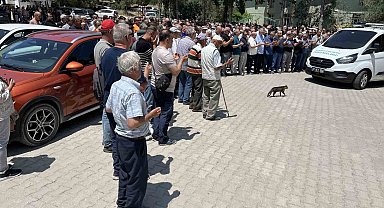 Tunceli'deki kazada hayatını kaybeden anneanne ve torun Çanakkale'de son yolculuklarına uğurlandı