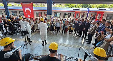 Turistik Karaelmas Ekspresi Zonguldak'a ulaştı