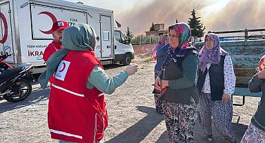 Türk Kızılay, Akhisar'da varandaşlara ve ekiplere desteğe devam ediyor